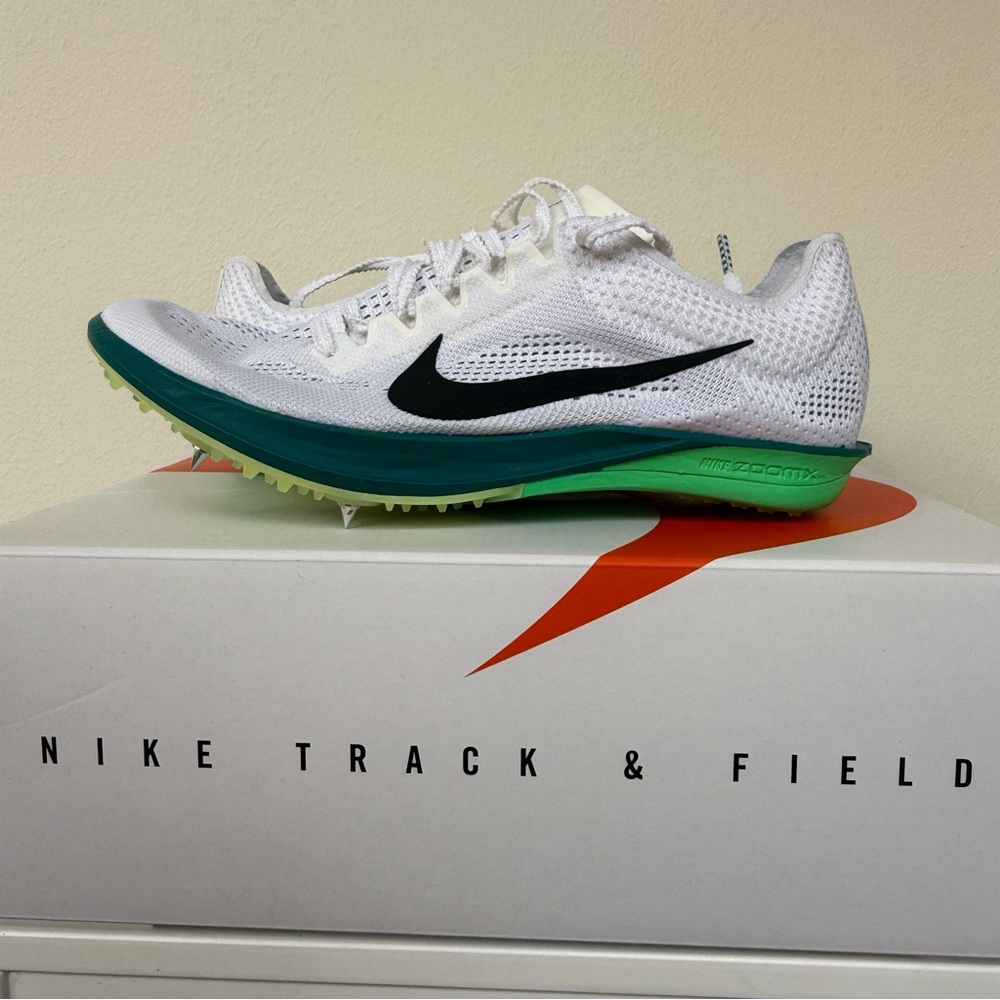 Nike Zoomx Dragonfly 2 Track & Field Distance Spikes 
Women’s 7.5 / Men’s 6 NWT